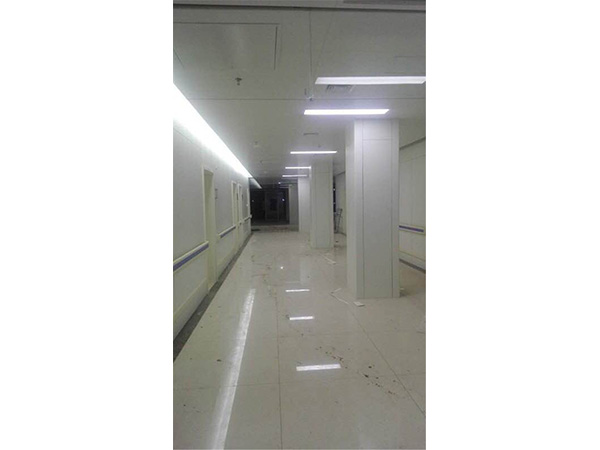 辦公大樓走道掛墻板